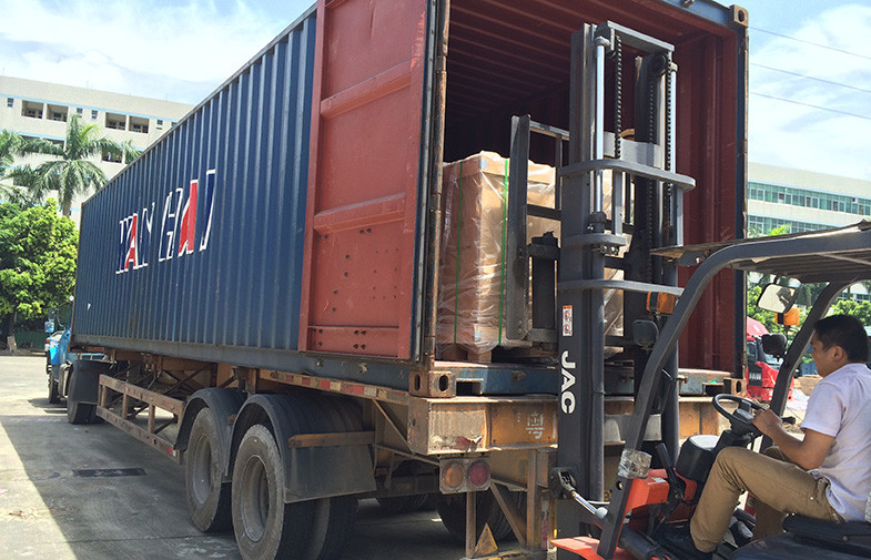 SHENZHEN YUCHIP LIGHTING CO., LTD ligne de production du fabricant